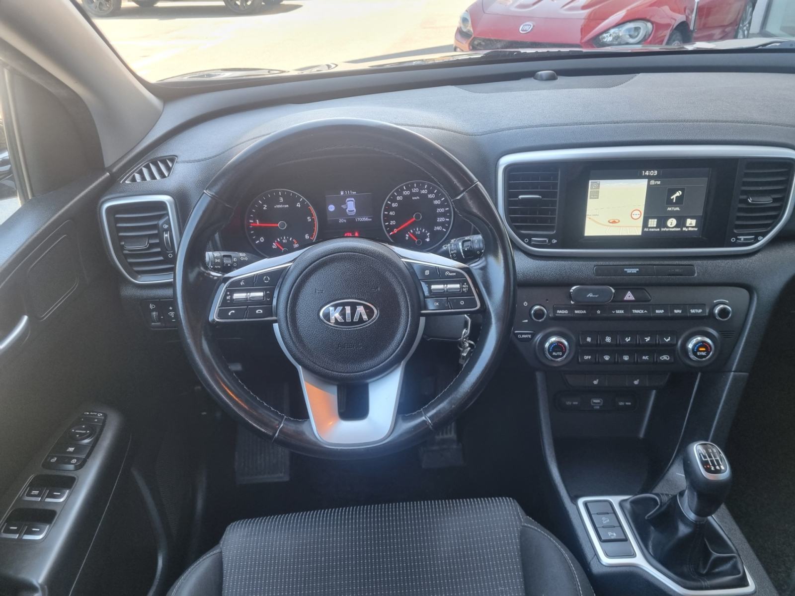 Kia Sportage 2WD 1.6 TD - SLOVENSKI + 1. LASTNIK + ZGODOVINA, fotografija 10