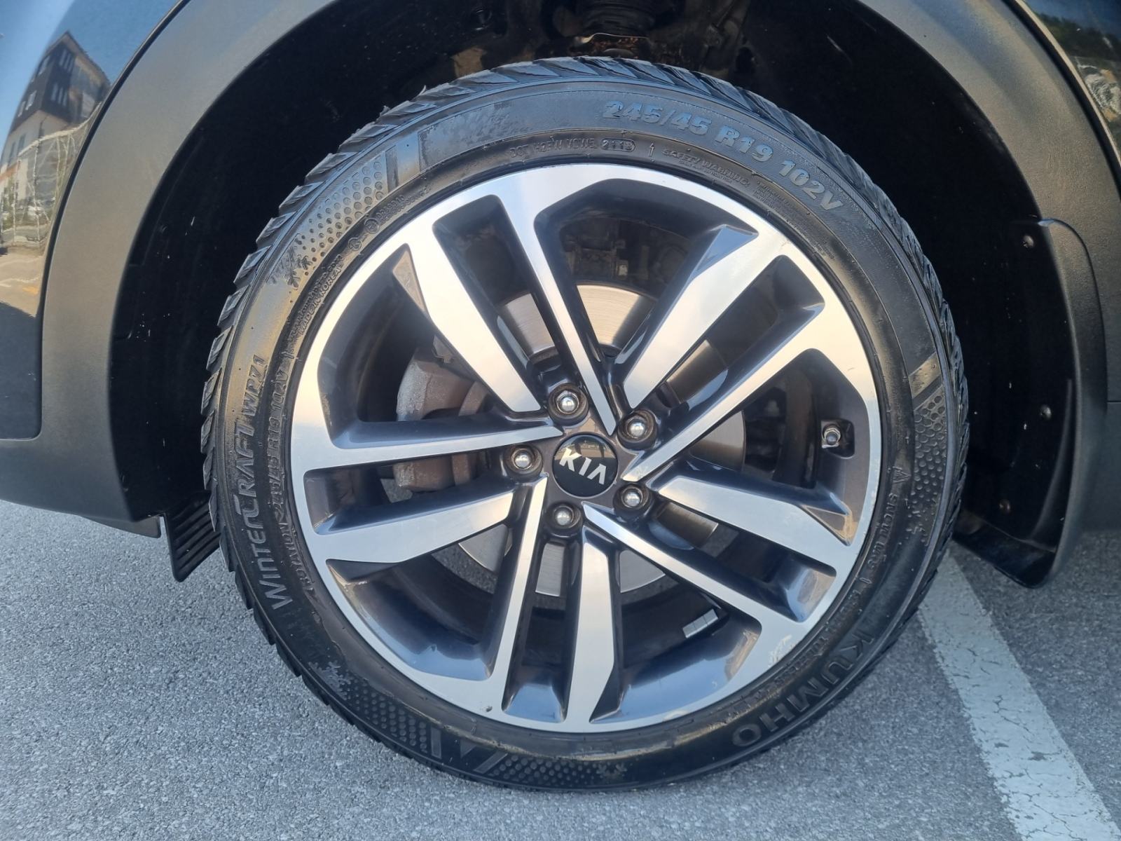 Kia Sportage 2WD 1.6 TD - SLOVENSKI + 1. LASTNIK + ZGODOVINA, fotografija 13