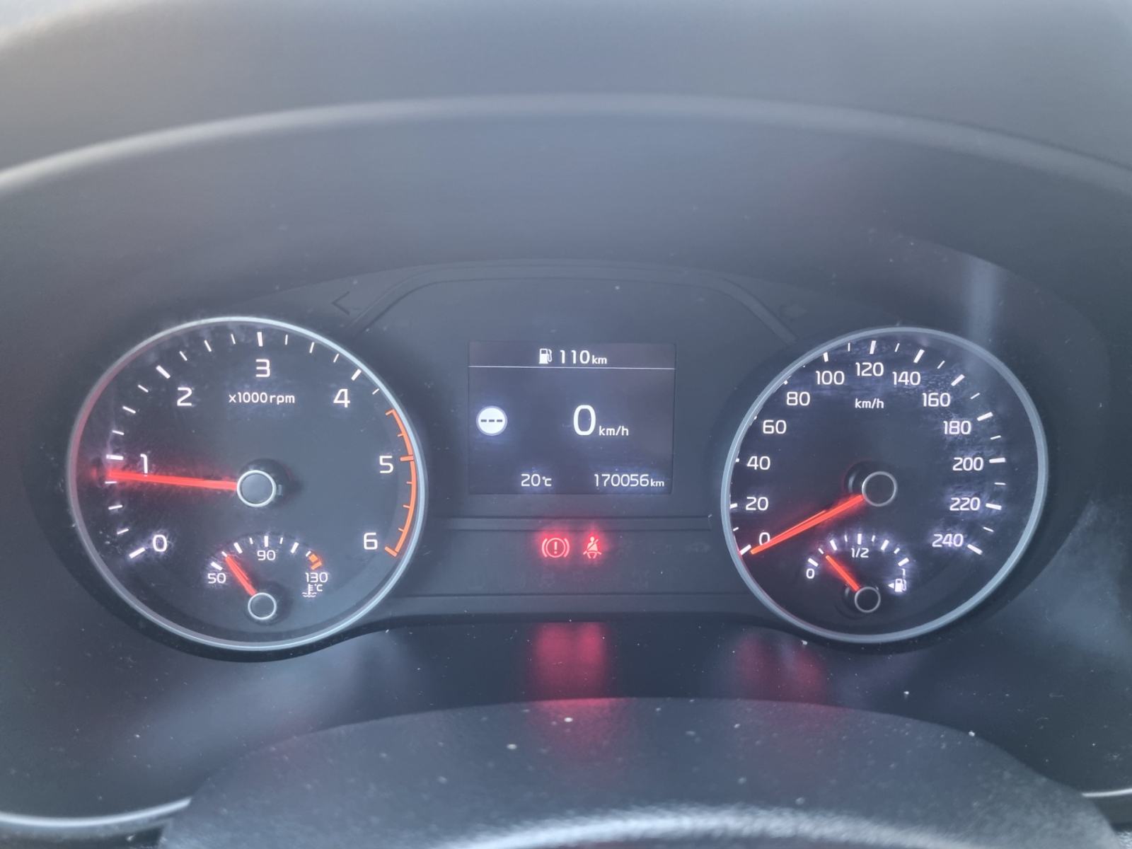 Kia Sportage 2WD 1.6 TD - SLOVENSKI + 1. LASTNIK + ZGODOVINA, fotografija 14