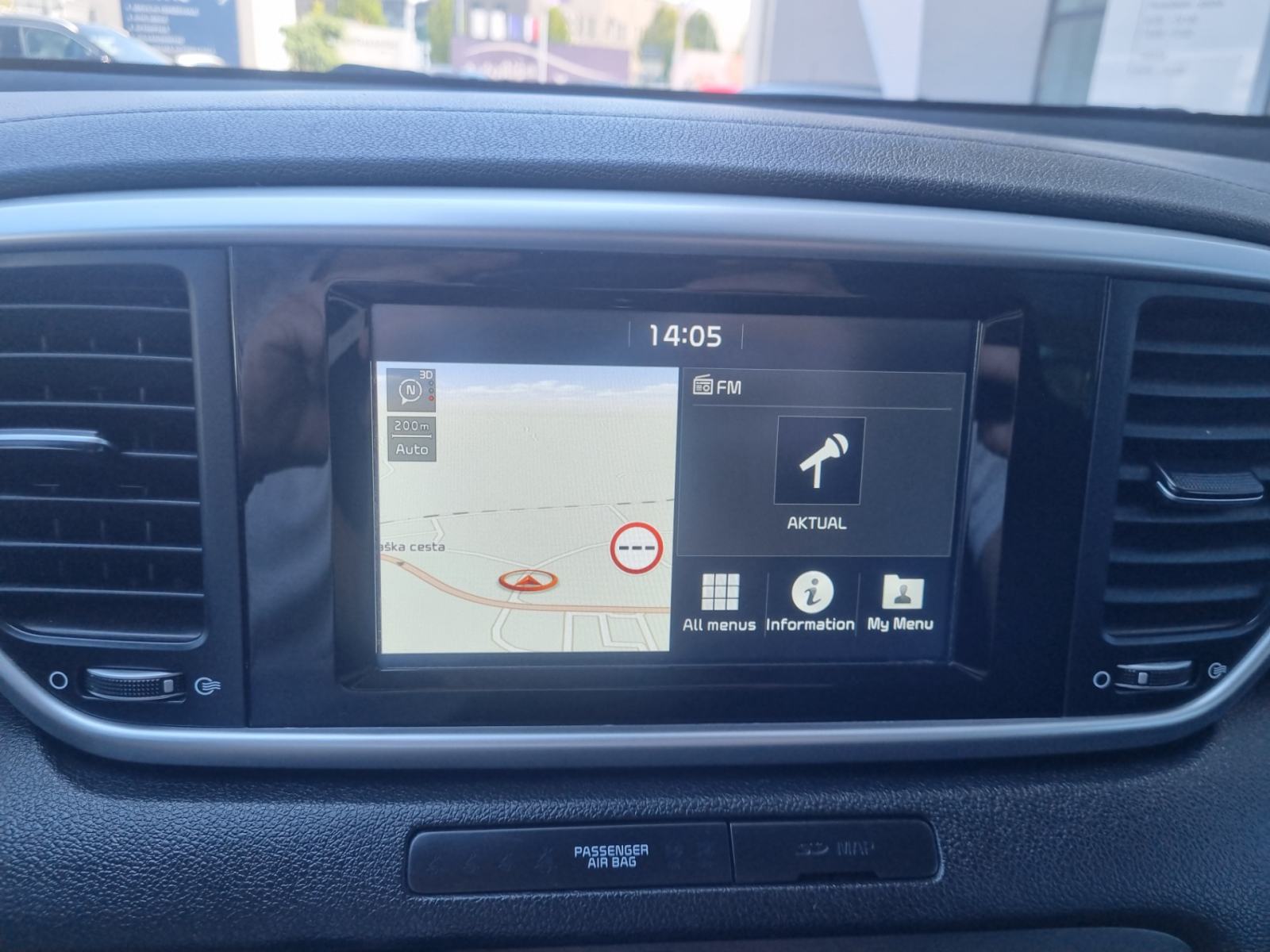 Kia Sportage 2WD 1.6 TD - SLOVENSKI + 1. LASTNIK + ZGODOVINA, fotografija 17