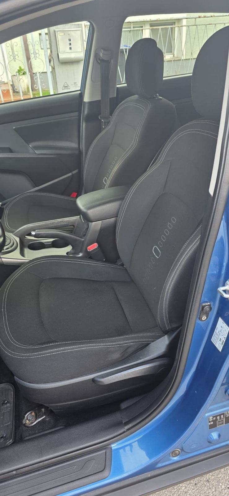 Kia Sportage 2WD 1,7 CRDi Navi,Led,Kamera top.stanje, fotografija 6