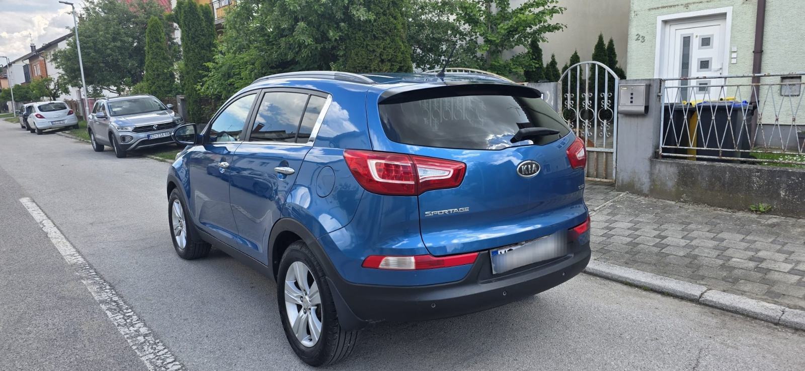 Kia Sportage 2WD 1,7 CRDi Navi,Led,Kamera top.stanje, fotografija 3