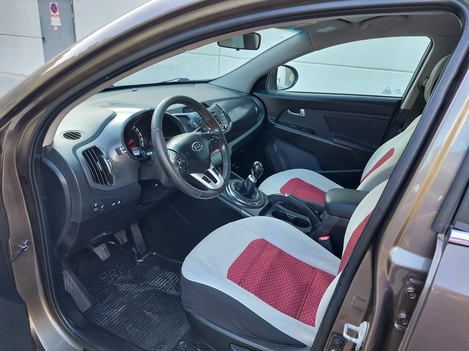 Kia Sportage 2WD 1,7 CRDi, fotografija 13