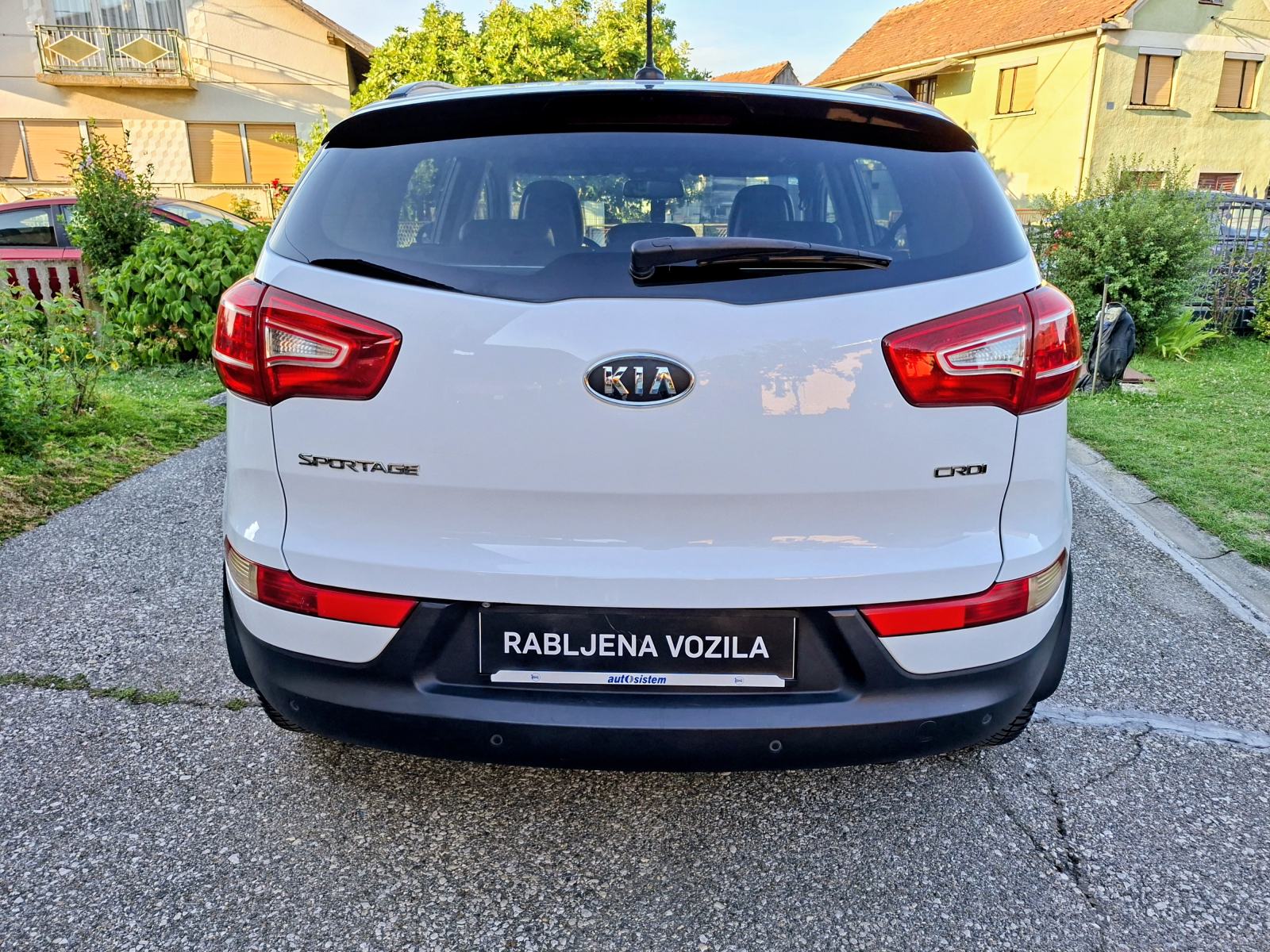 Kia Sportage 2WD 1,7 CRDi **KLIMA** KOŽA **KREDIT-KARTICE** ODLIČAN, fotografija 6