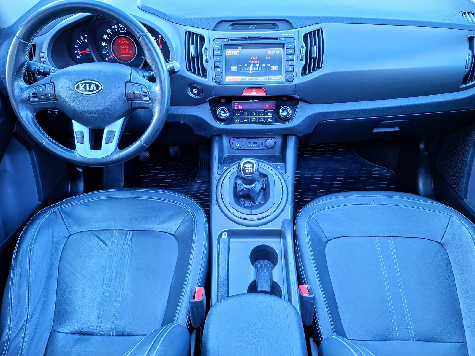 Kia Sportage 2WD 1,7 CRDi **KLIMA** KOŽA **KREDIT-KARTICE** ODLIČAN, fotografija 11