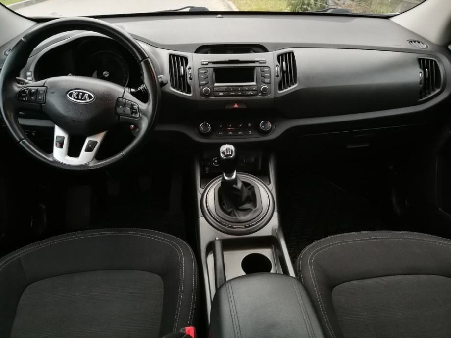 Kia Sportage 2WD 1,7 CRDi, fotografija 10