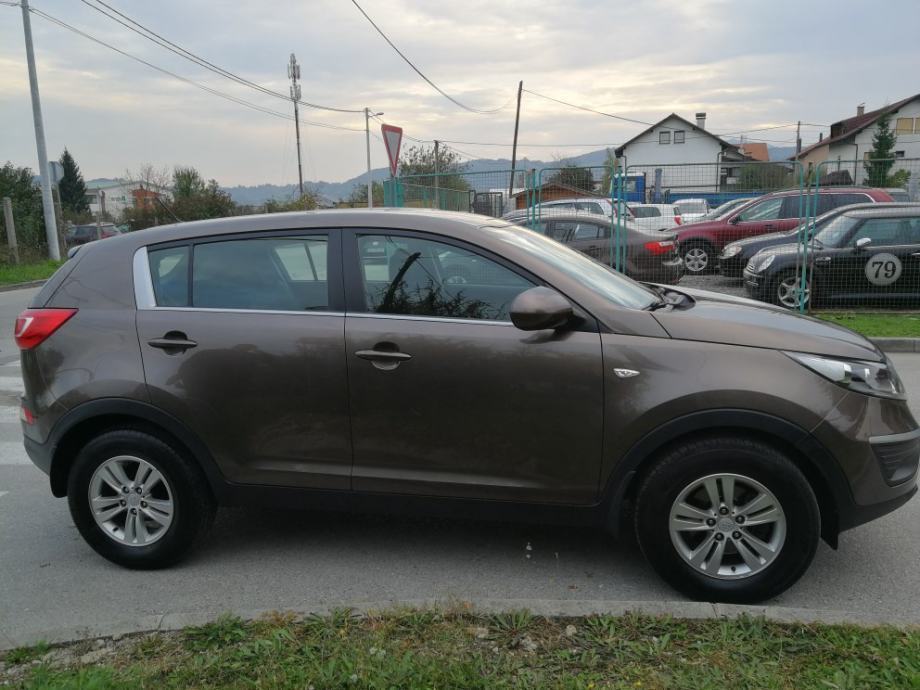 Kia Sportage 2WD 1,7 CRDi, fotografija 5