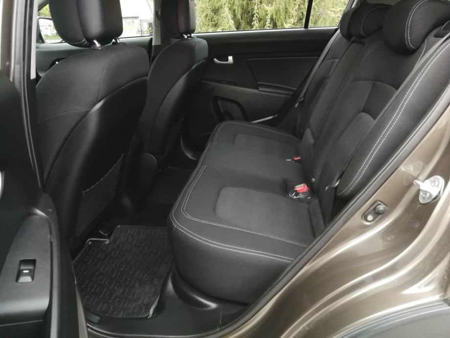 Kia Sportage 2WD 1,7 CRDi, fotografija 8