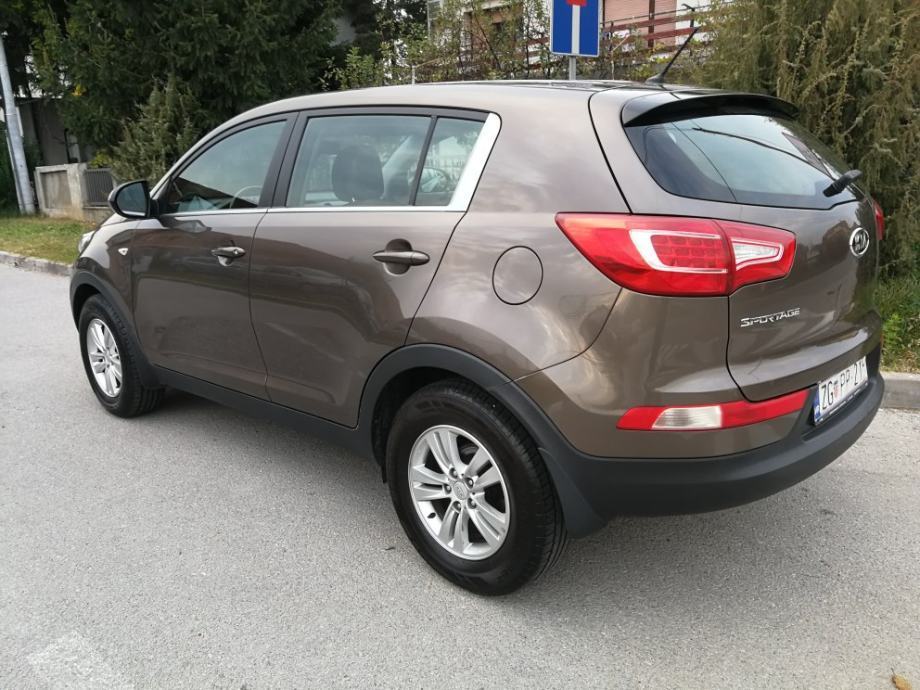 Kia Sportage 2WD 1,7 CRDi, fotografija 4