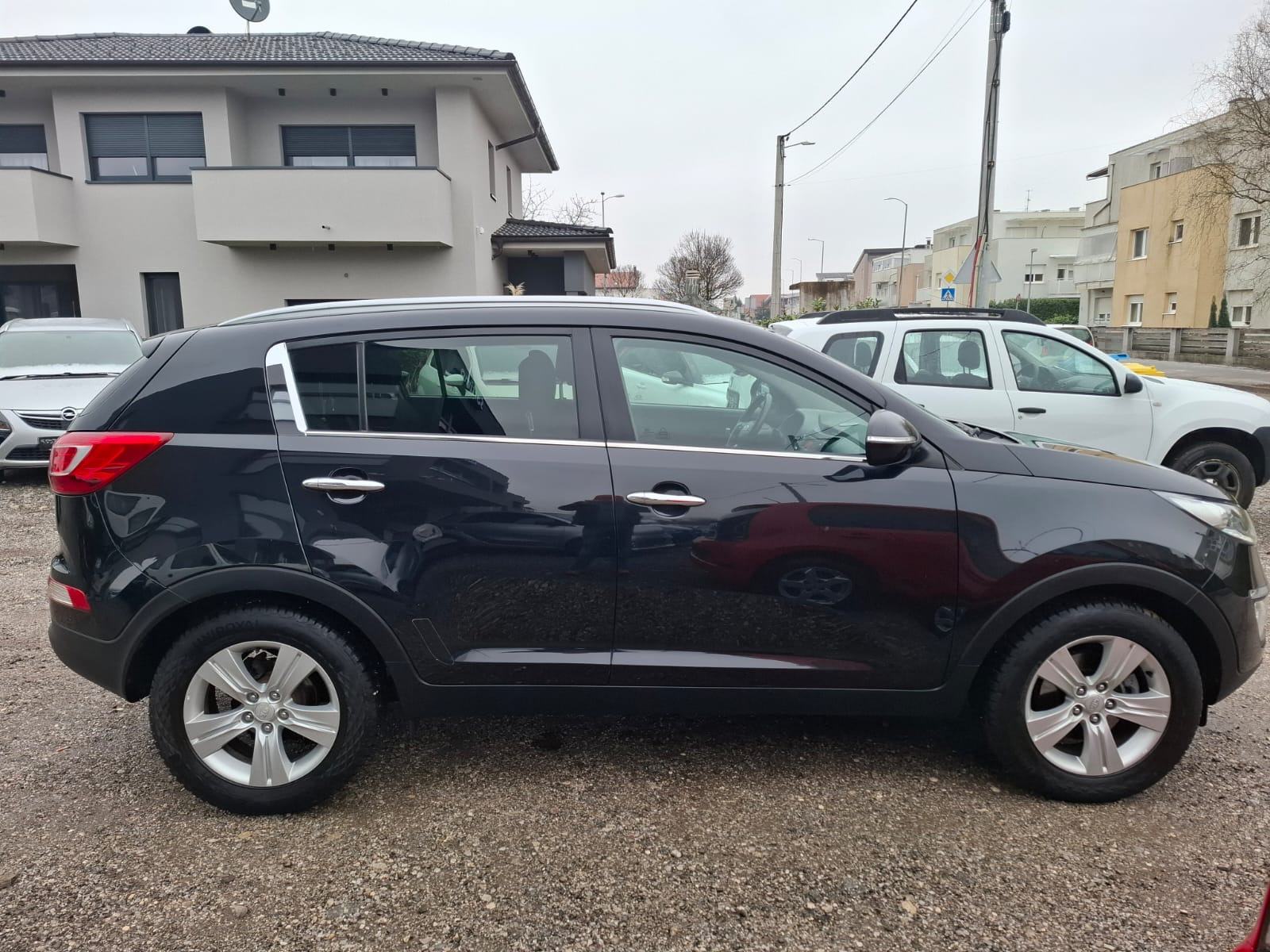Kia Sportage 2WD 1,7 CRDi Sport ++rata107,00EUR/mj / KREDIT / KARTICE+, fotografija 4