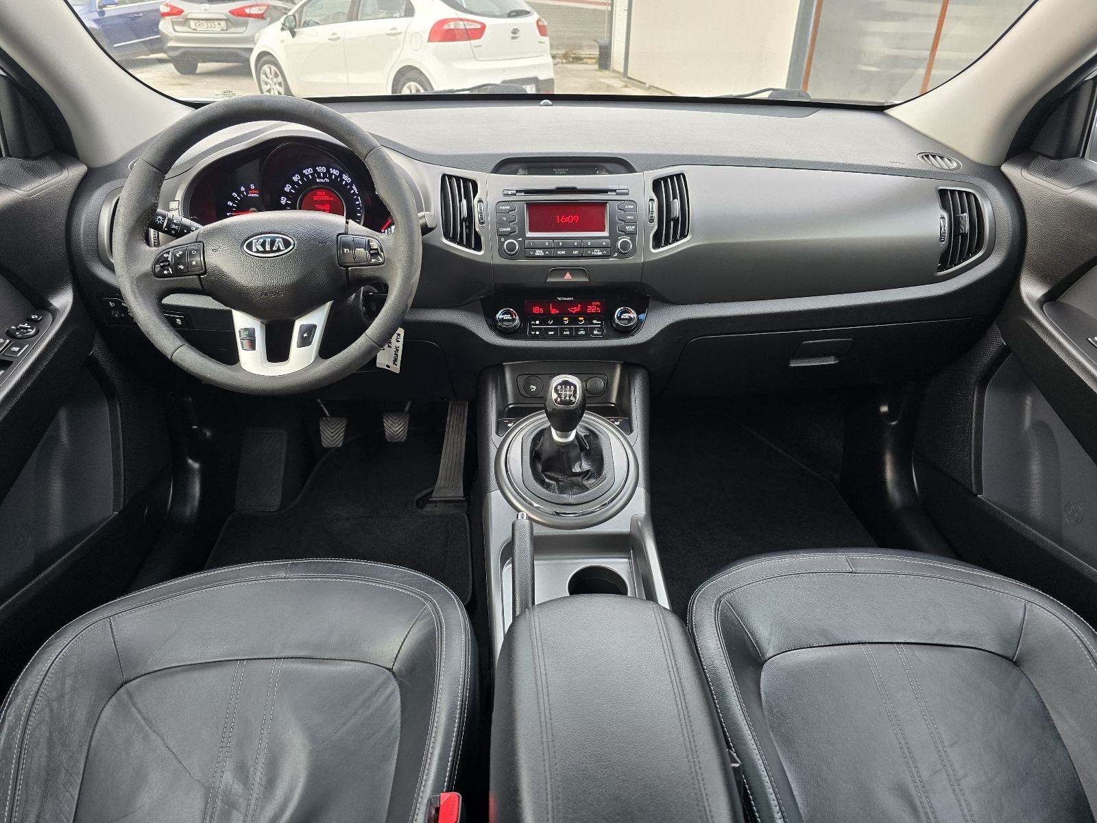 Kia Sportage 2WD 1,7 CRDi Sport, fotografija 11