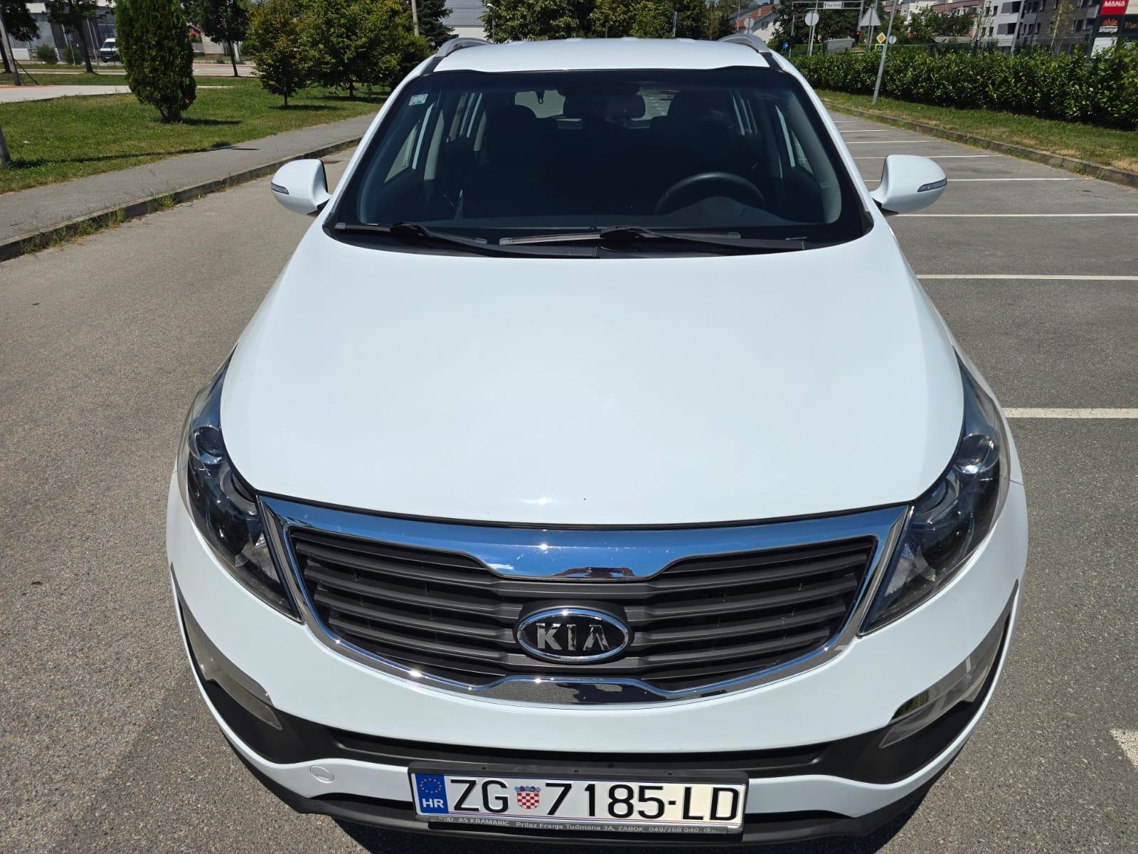 Kia Sportage AWD 2,0 CRDi 4x4 Top stanje. Reg 04/27, fotografija 3
