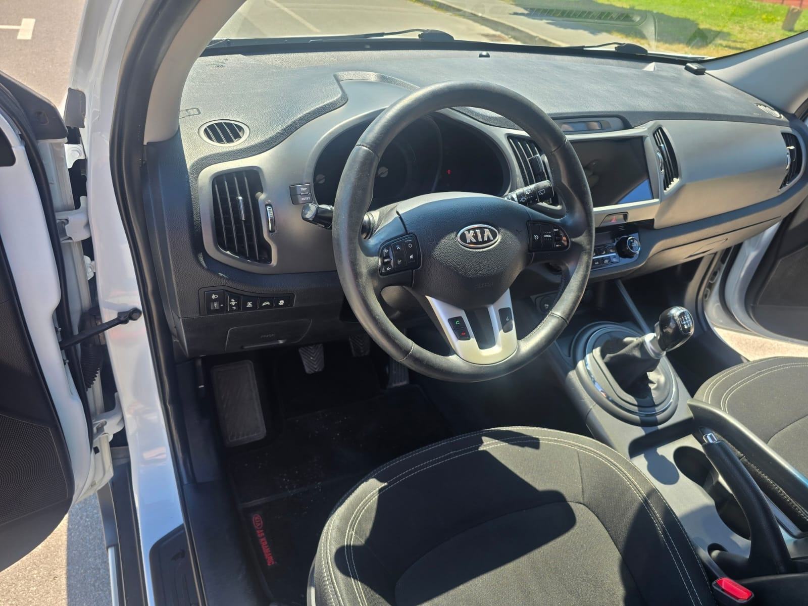 Kia Sportage AWD 2,0 CRDi 4x4 Top stanje. Reg 04/27, fotografija 18