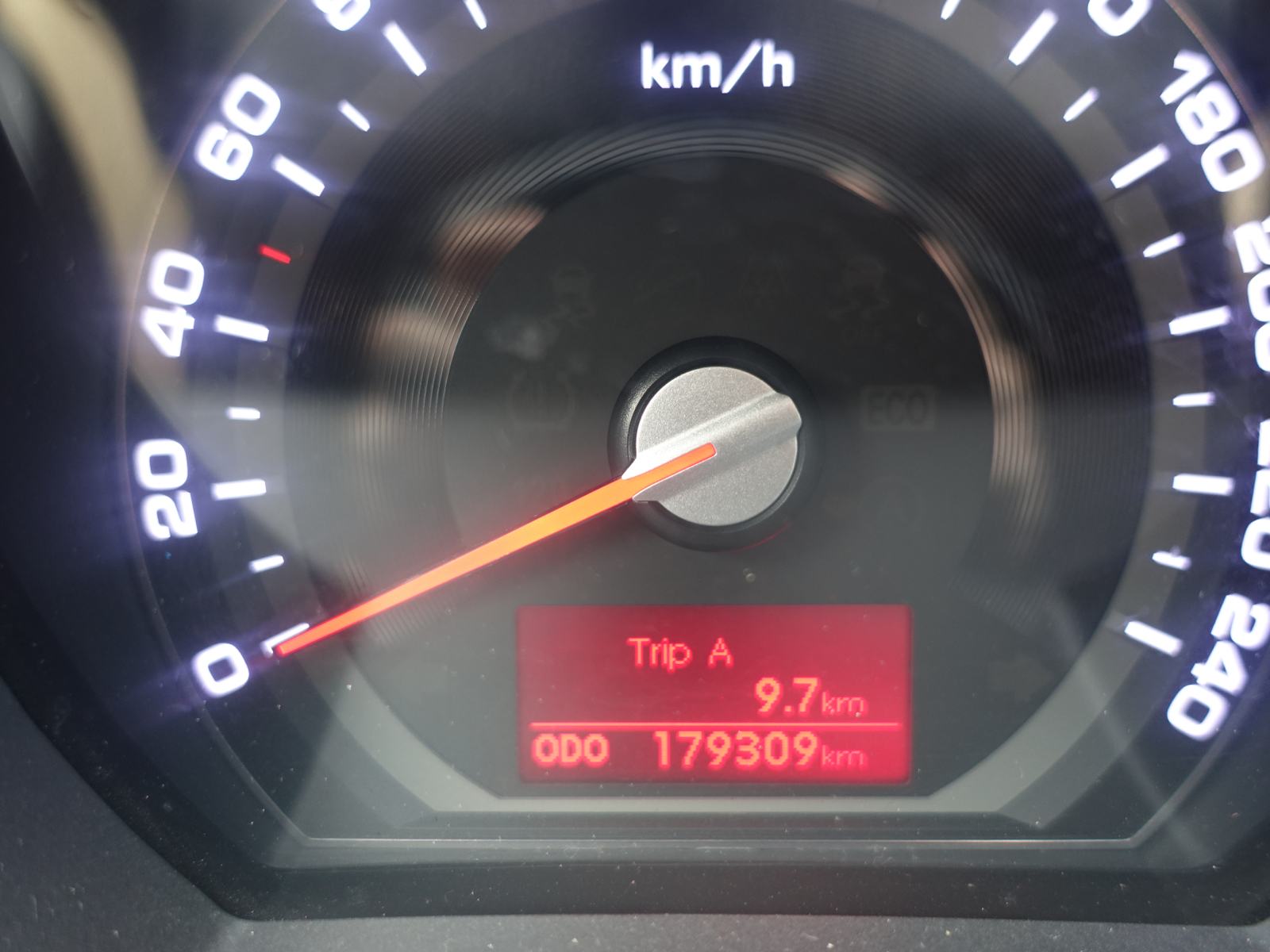Kia Sportage AWD 2,0 CRDi 180 / JAMSTVO + REGISTRACIJA, fotografija 15