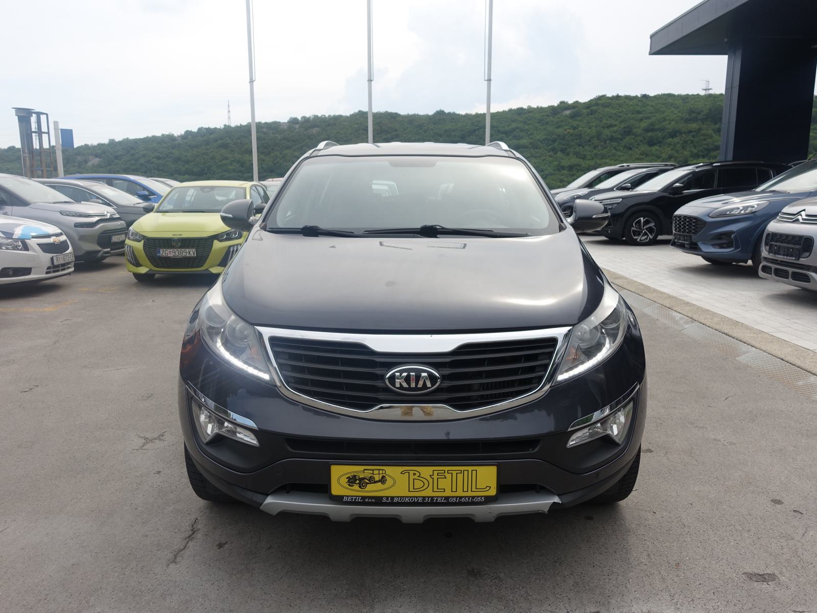 Kia Sportage AWD 2,0 CRDi 180 / JAMSTVO + REGISTRACIJA, fotografija 8