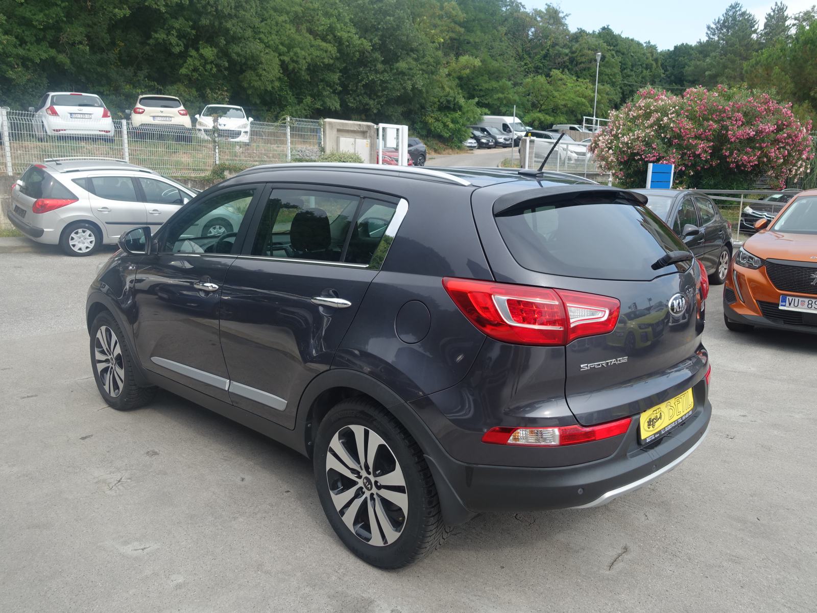 Kia Sportage AWD 2,0 CRDi 180 / JAMSTVO + REGISTRACIJA, fotografija 5