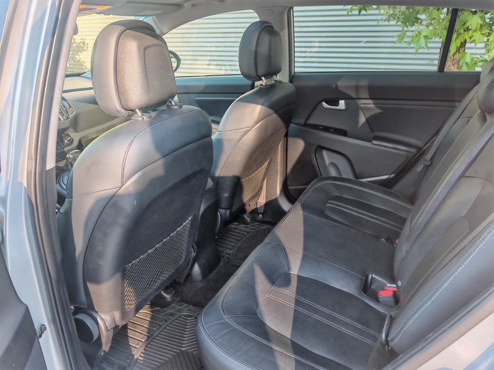 Kia Sportage AWD 2,0 CRDi Limited Automatic - NIJE IZ UVOZA, fotografija 13