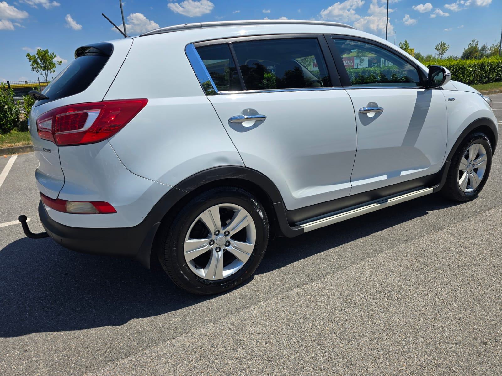 Kia Sportage 2,0 diesel 4x4 6 brzina ZAMJENA-KREDITNE KARTICE, fotografija 4