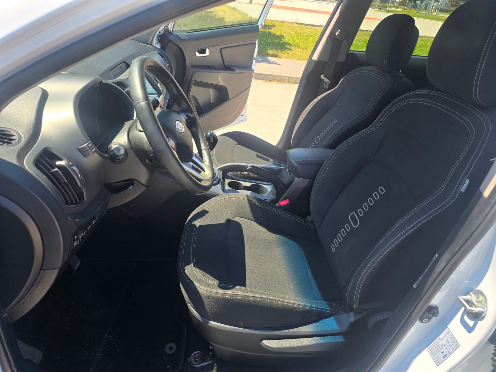 Kia Sportage 2,0 diesel 4x4 6 brzina ZAMJENA-KREDITNE KARTICE, fotografija 8