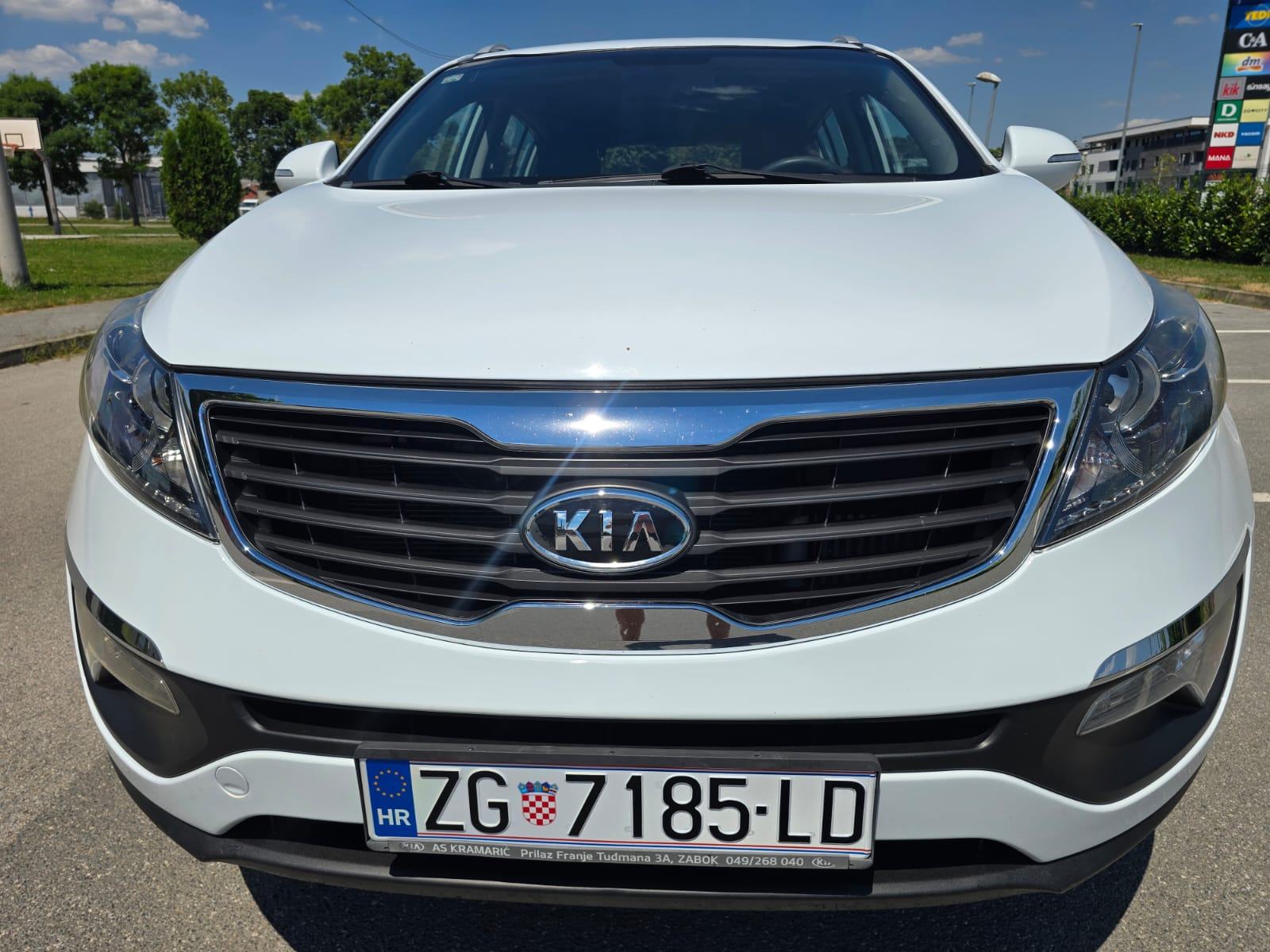 Kia Sportage 2,0 diesel 4x4 6 brzina ZAMJENA-KREDITNE KARTICE, fotografija 9