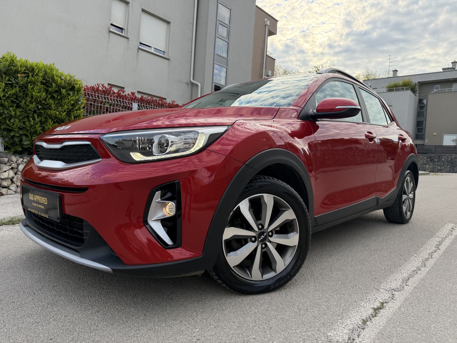 Kia Stonic 1.0 T-GDi,100ks, 2022g, JAMSTVO 12mj, HR AUTO,NAVIGACIJA., fotografija 6