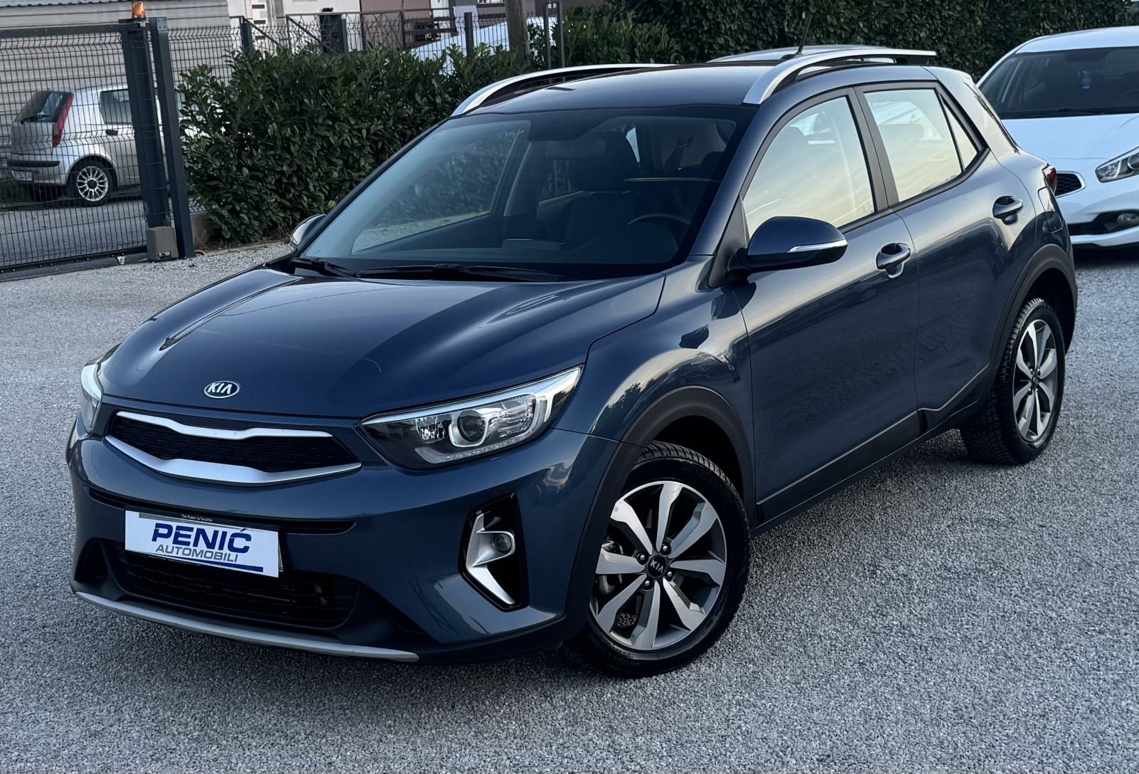 Kia Stonic 1.0 T-GDi AUTOMATIK = 29 000 km = Kupljen nov u HR, fotografija 1