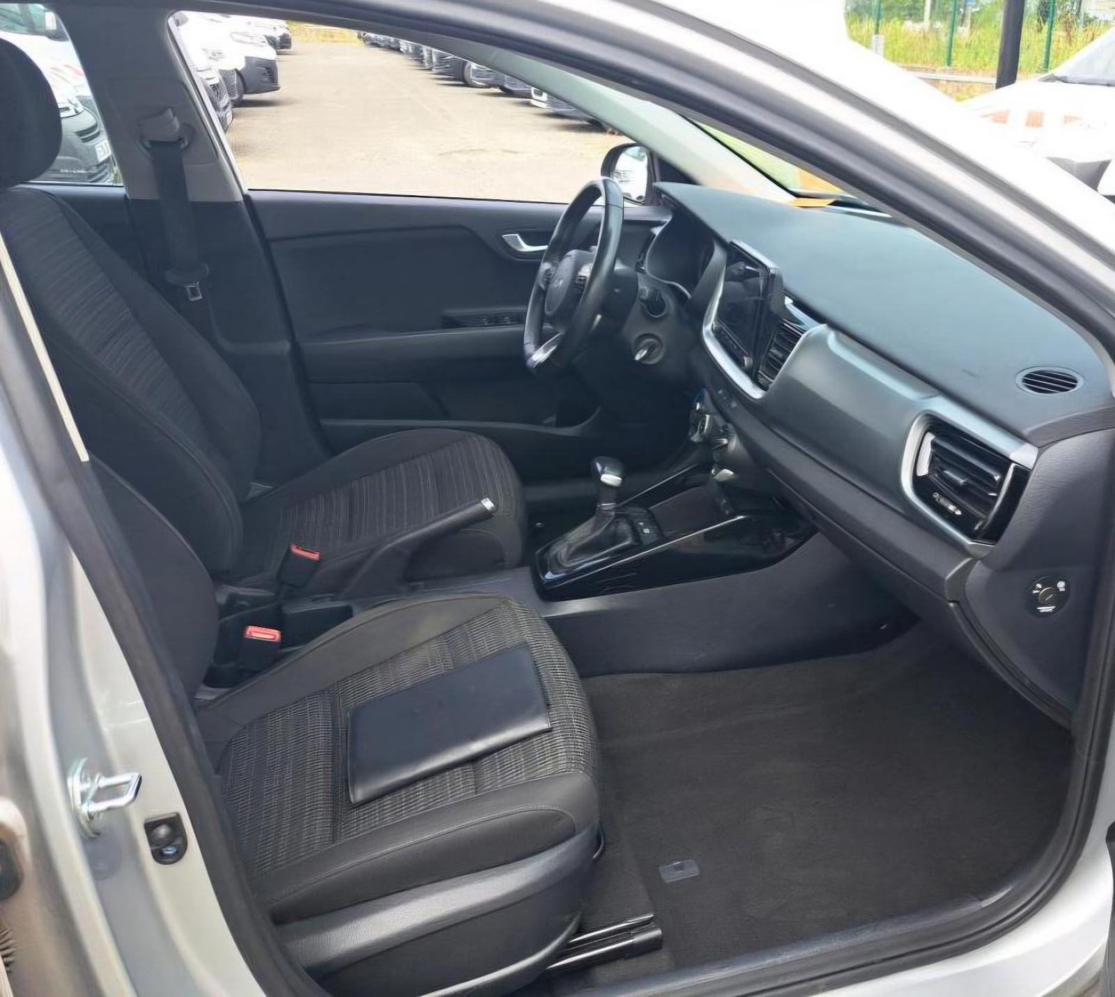 KIA STONIC 1.0 T-GDi • AUTOMATIK 7G • FULL OPREMA • JAMSTVO, fotografija 5