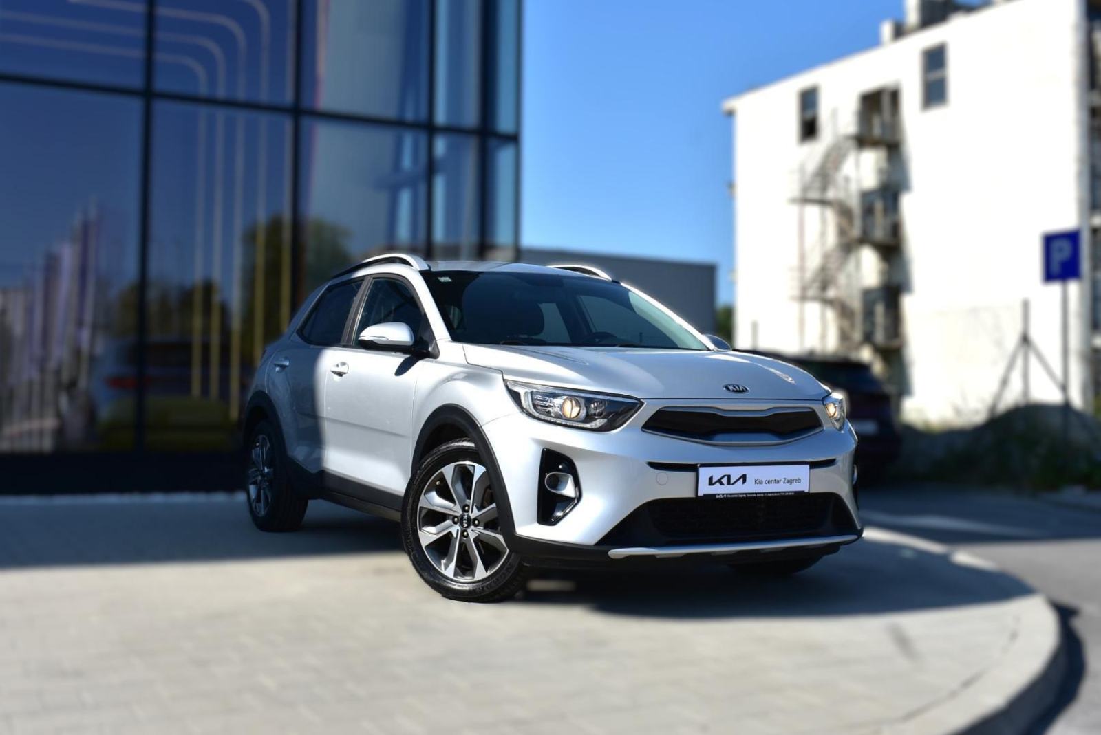 KIA Stonic 1.0 T-GDI EX EDITION, KAMERA, BT, TEMPOMAT, JAMSTVO, fotografija 3
