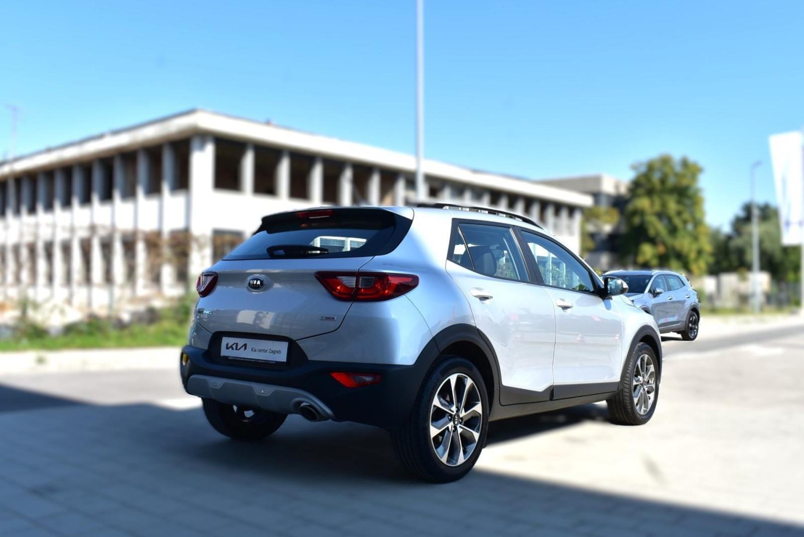 KIA Stonic 1.0 T-GDI EX EDITION, KAMERA, BT, TEMPOMAT, JAMSTVO, fotografija 6