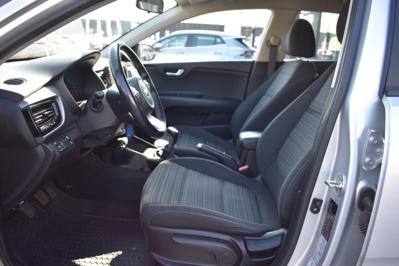 KIA Stonic 1.0 T-GDI EX EDITION, KAMERA, BT, TEMPOMAT, JAMSTVO, fotografija 15