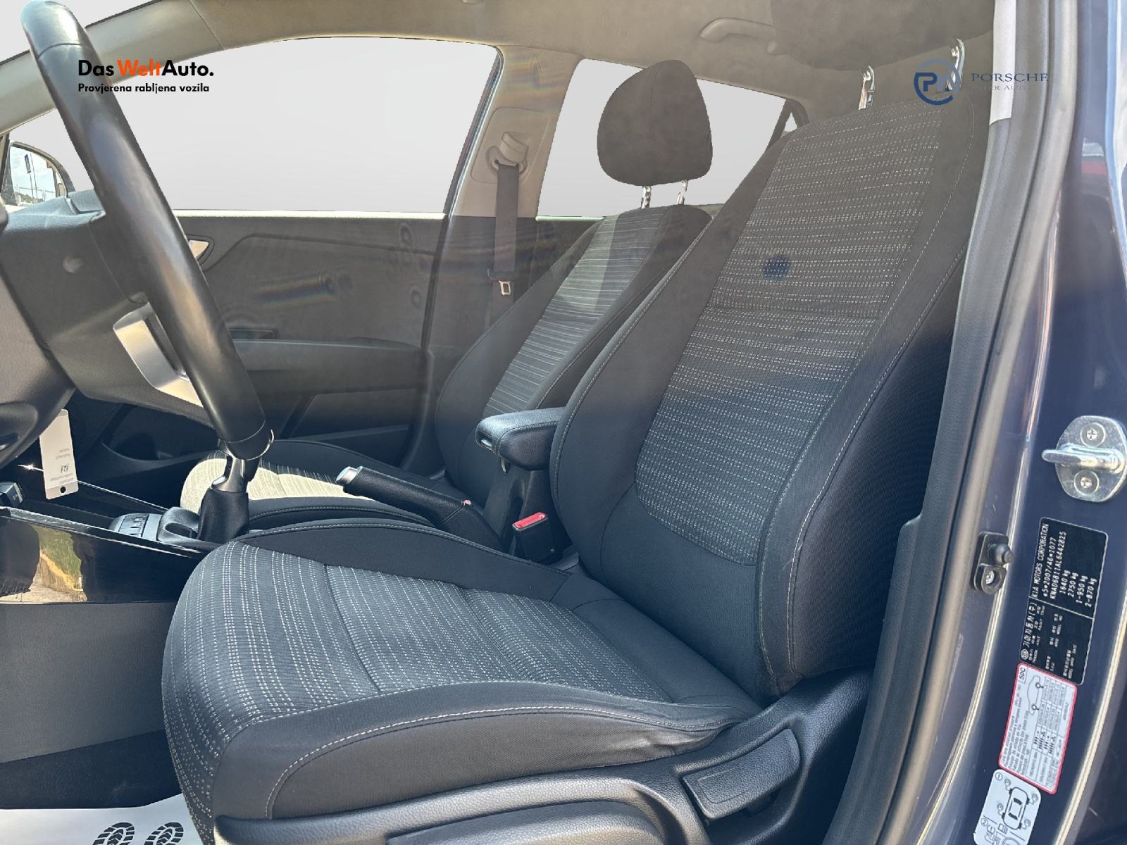 Kia Stonic 1,0 T-GDi EX Edition, fotografija 17