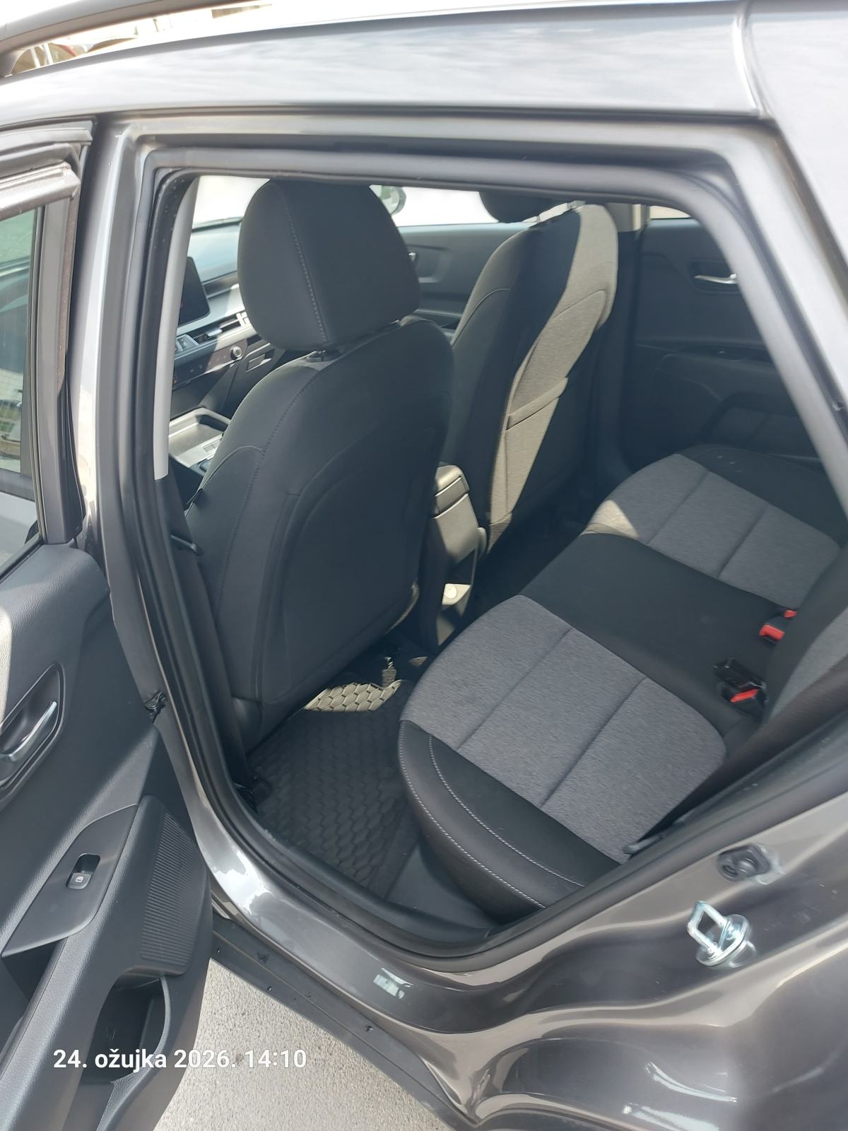 Kia Stonic 1.0 T-GDi EX PULSE automatik, fotografija 9