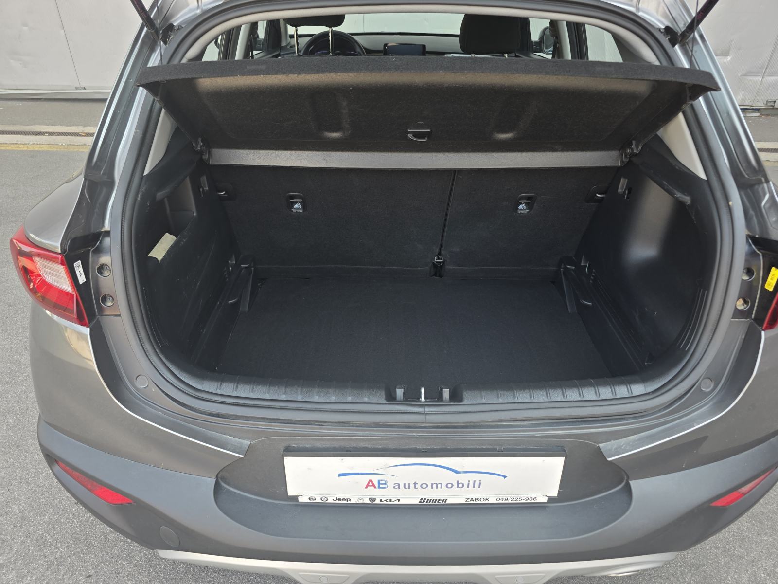 Kia Stonic 1.0 T-GDi**PRVI VLASNIK**KAMERA**NAVIGACIJA**9 000 KM**, fotografija 18