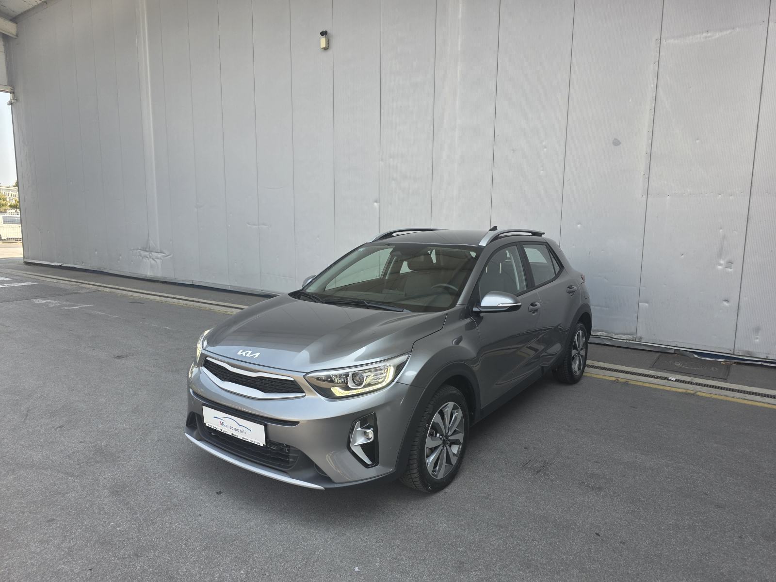Kia Stonic 1.0 T-GDi**PRVI VLASNIK**KAMERA**NAVIGACIJA**9 000 KM**, fotografija 3