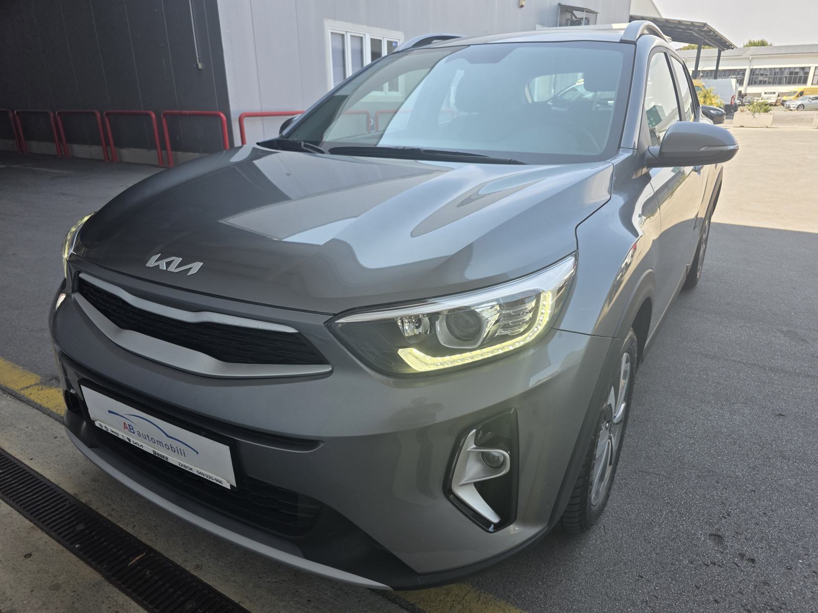 Kia Stonic 1.0 T-GDi**PRVI VLASNIK**KAMERA**NAVIGACIJA**9 000 KM**, fotografija 20