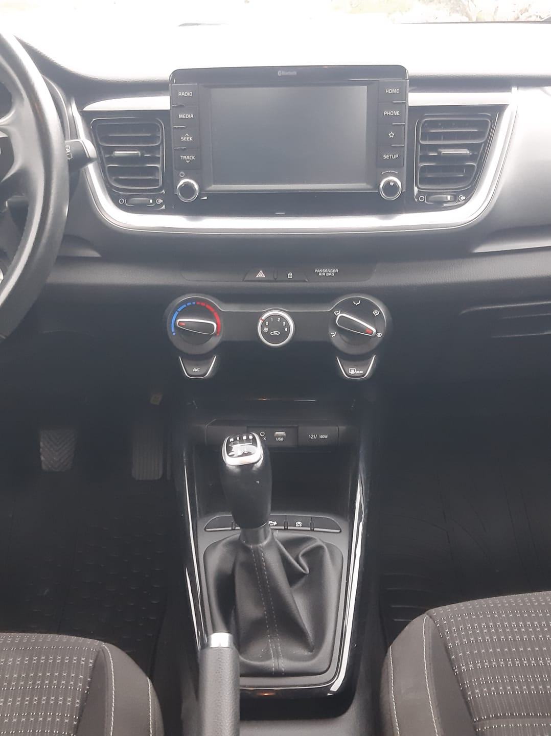 Kia Stonic 1.0 T -Gdi, fotografija 11