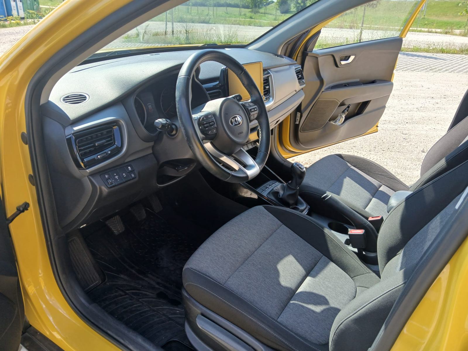 Kia Stonic 1.0 T-GDi, fotografija 15