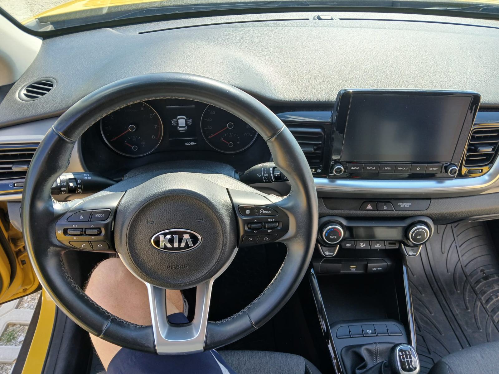 Kia Stonic 1.0 T-GDi, fotografija 17