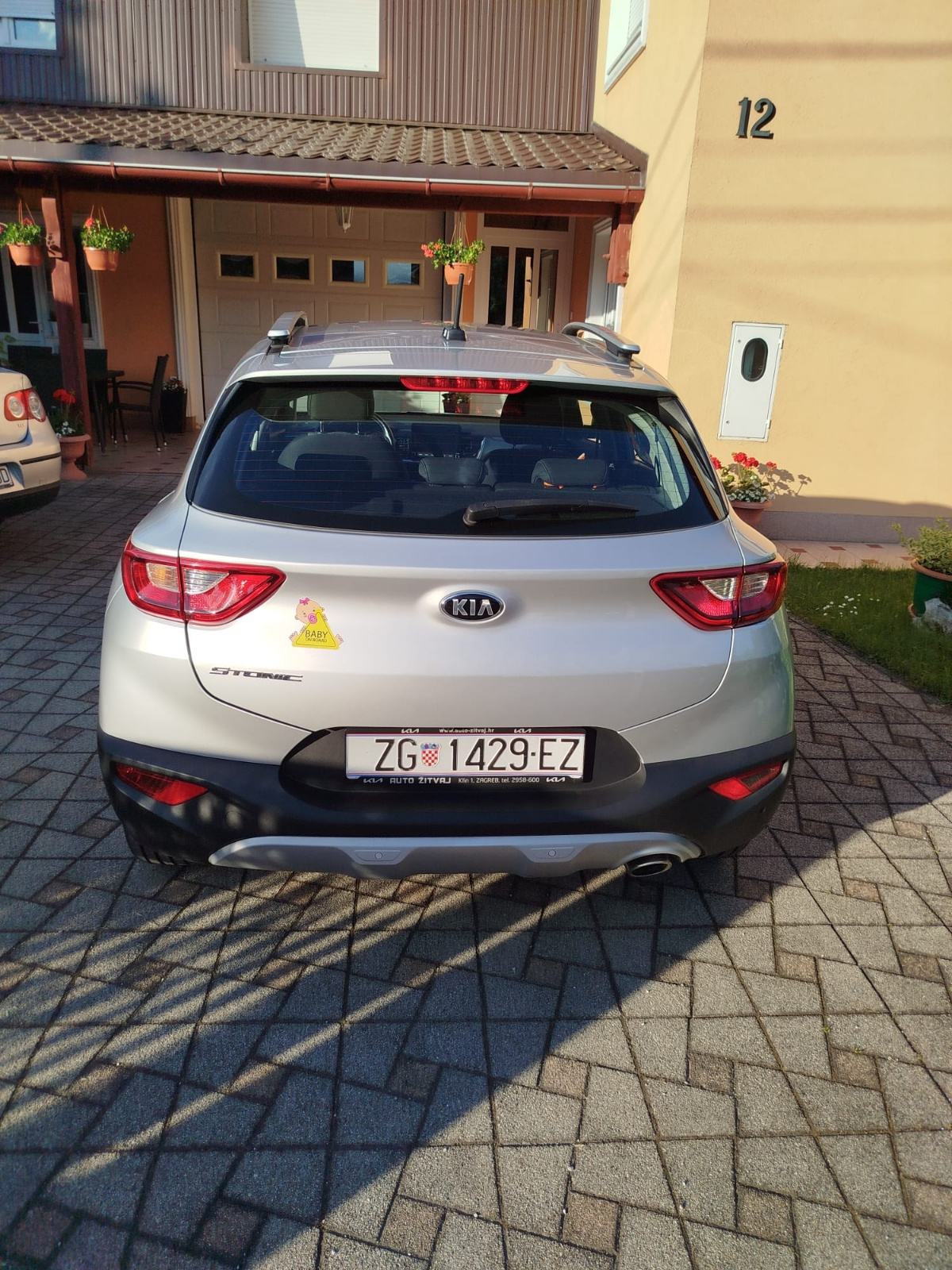 Kia Stonic 1.0 T-GDi, pogled izvana - slika 4