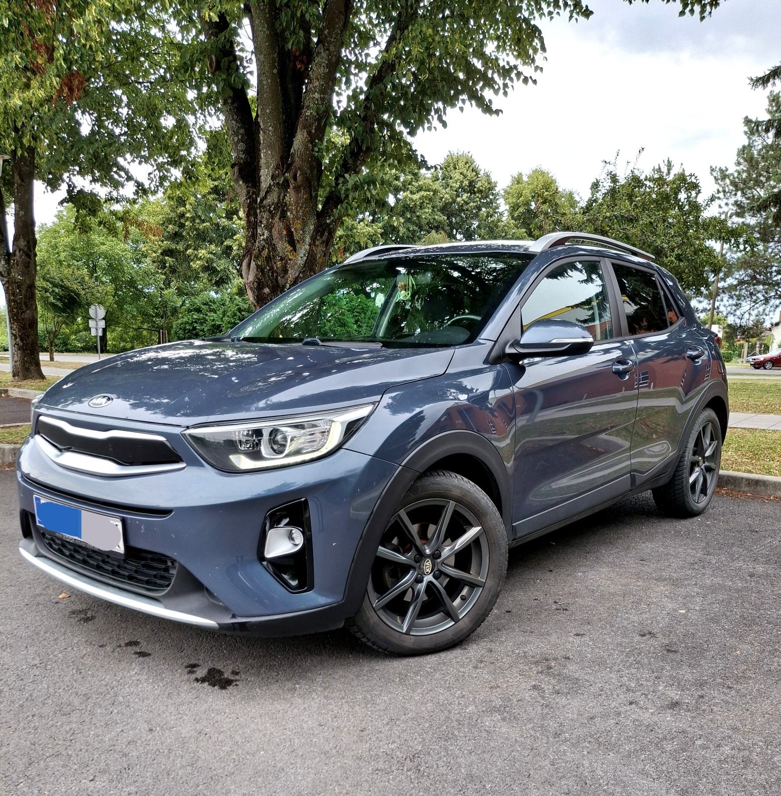 Kia Stonic 1.0 T-GDi, pogled izvana - slika 1