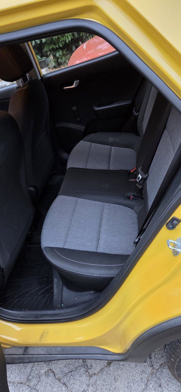 Kia Stonic 1.2 GAS LX, fotografija 14
