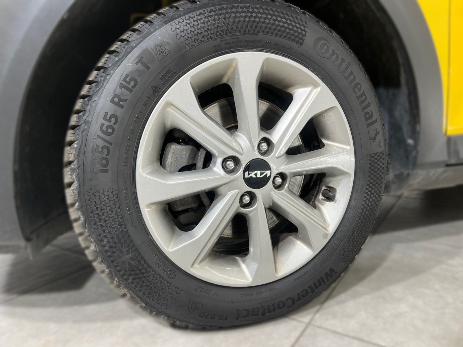 Kia Stonic 1.2 GAS LX URBAN M/T - 3 godine jamstva, fotografija 11
