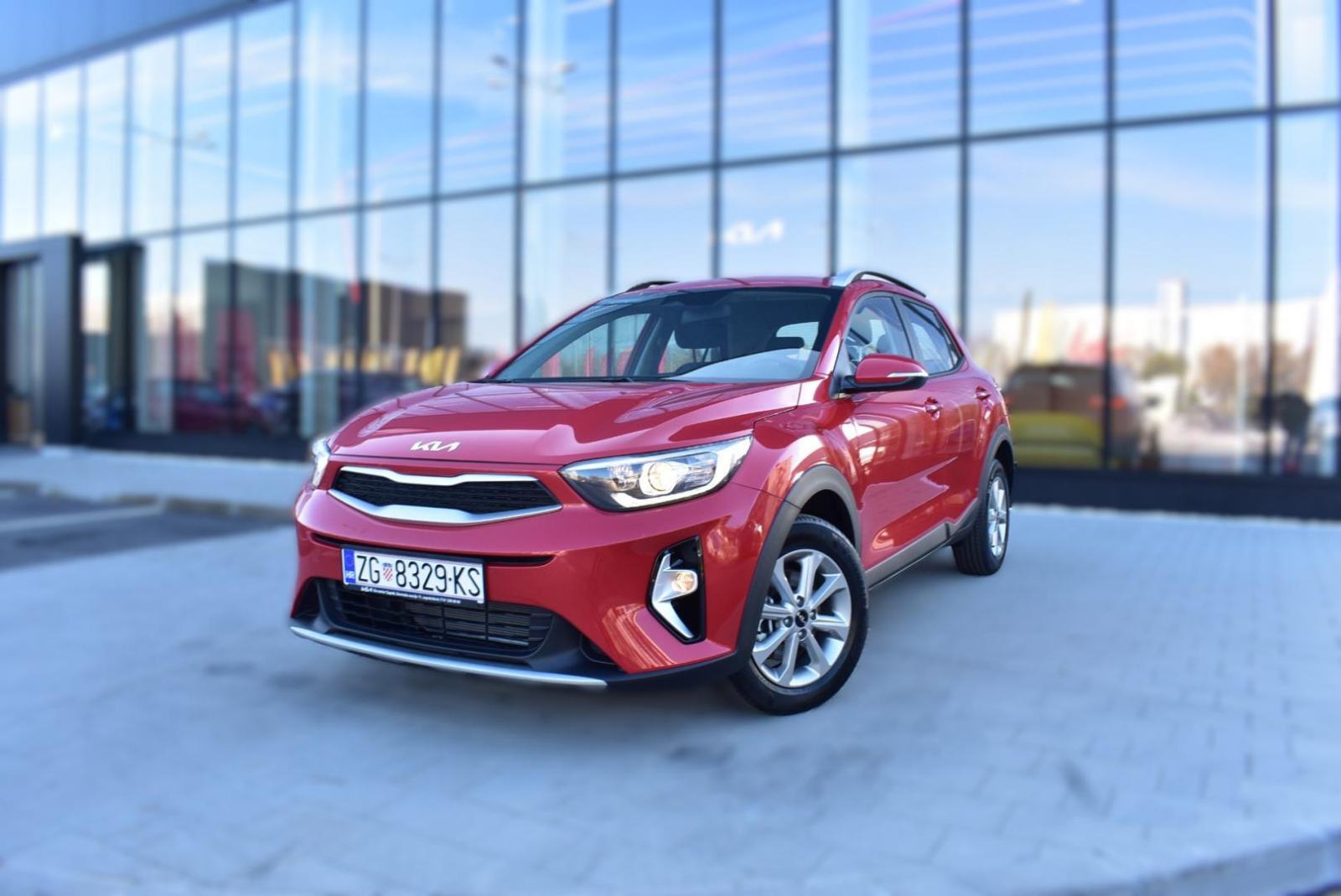 KIA Stonic 1,2 GAS LX URBAN+ M/T, NAVIGACIJA, STRAŽNJA KAMERA, MULTIFU, fotografija 1
