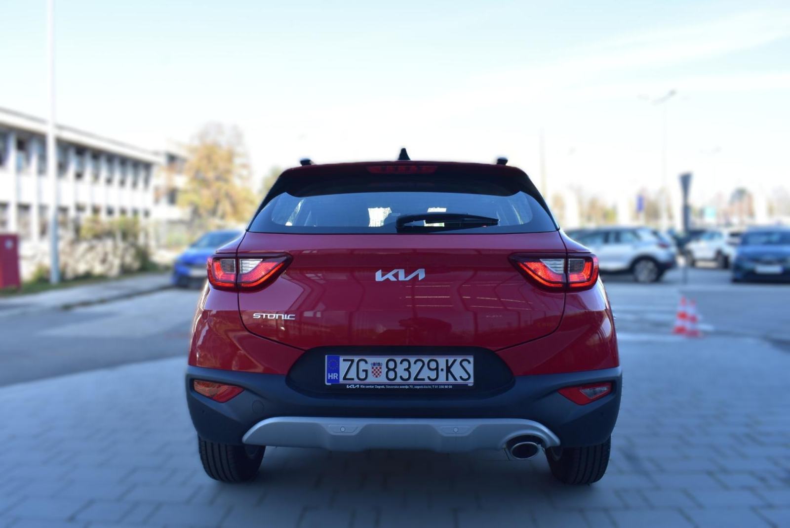 KIA Stonic 1,2 GAS LX URBAN+ M/T, NAVIGACIJA, STRAŽNJA KAMERA, MULTIFU, fotografija 8