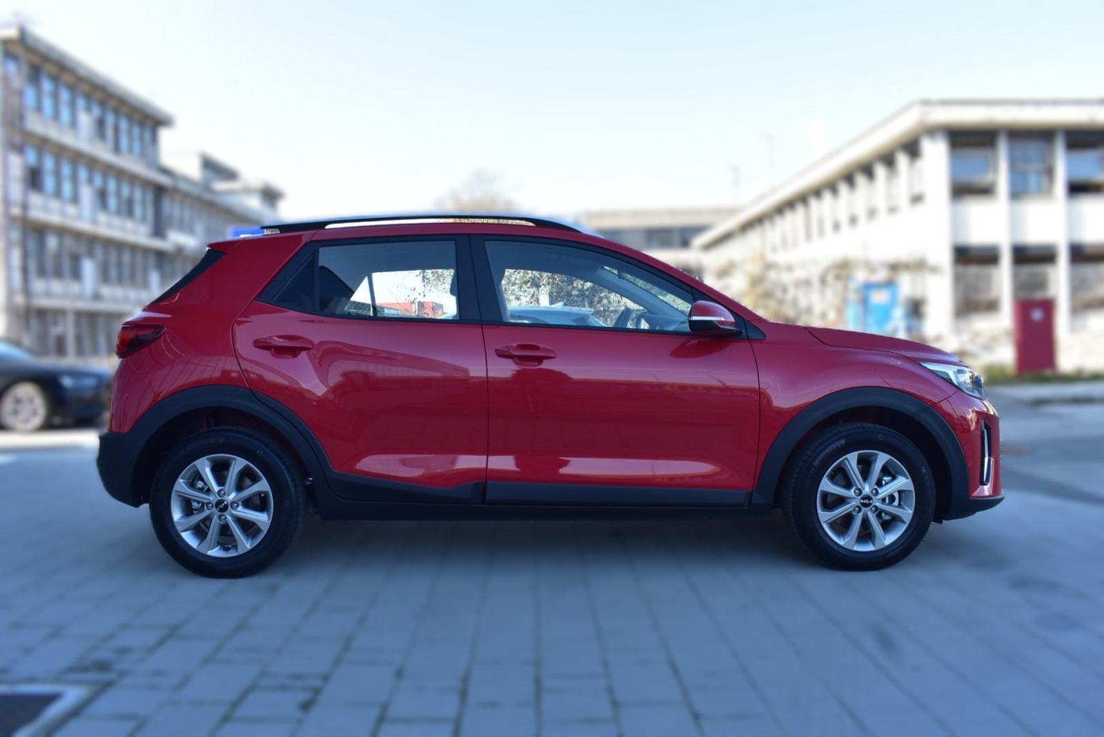 KIA Stonic 1,2 GAS LX URBAN+ M/T, NAVIGACIJA, STRAŽNJA KAMERA, MULTIFU, fotografija 13