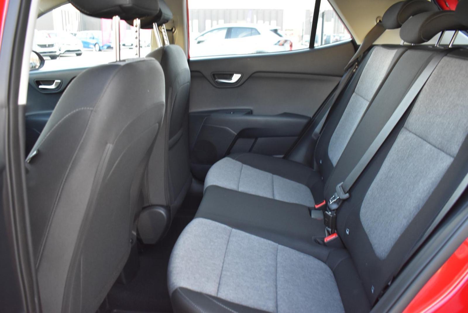 KIA Stonic 1,2 GAS LX URBAN+ M/T, NAVIGACIJA, STRAŽNJA KAMERA, MULTIFU, fotografija 17