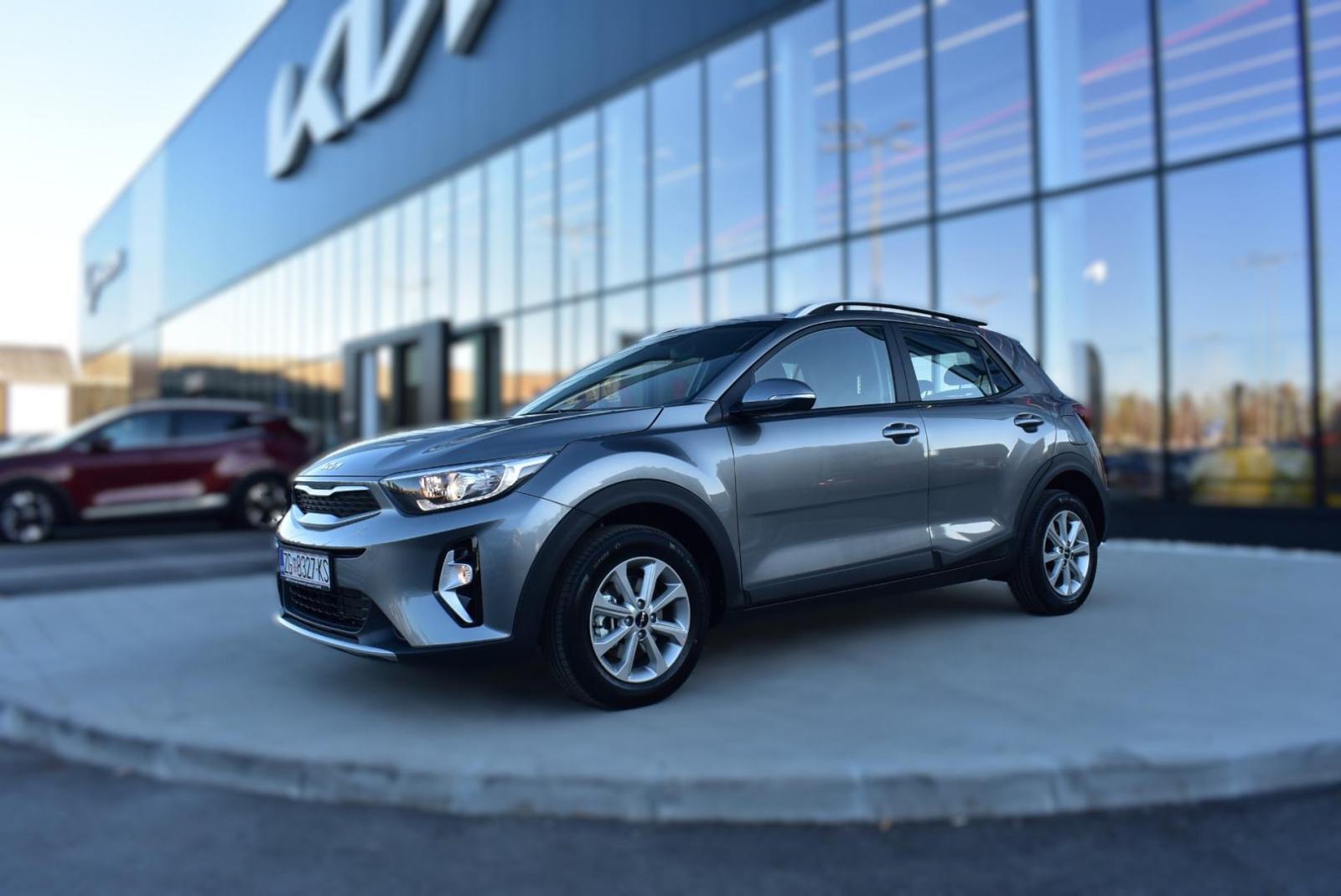 KIA Stonic 1,2 GAS LX URBAN+ M/T, NAVIGACIJA, STRAŽNJA KAMERA,TEMPOMAT, fotografija 12