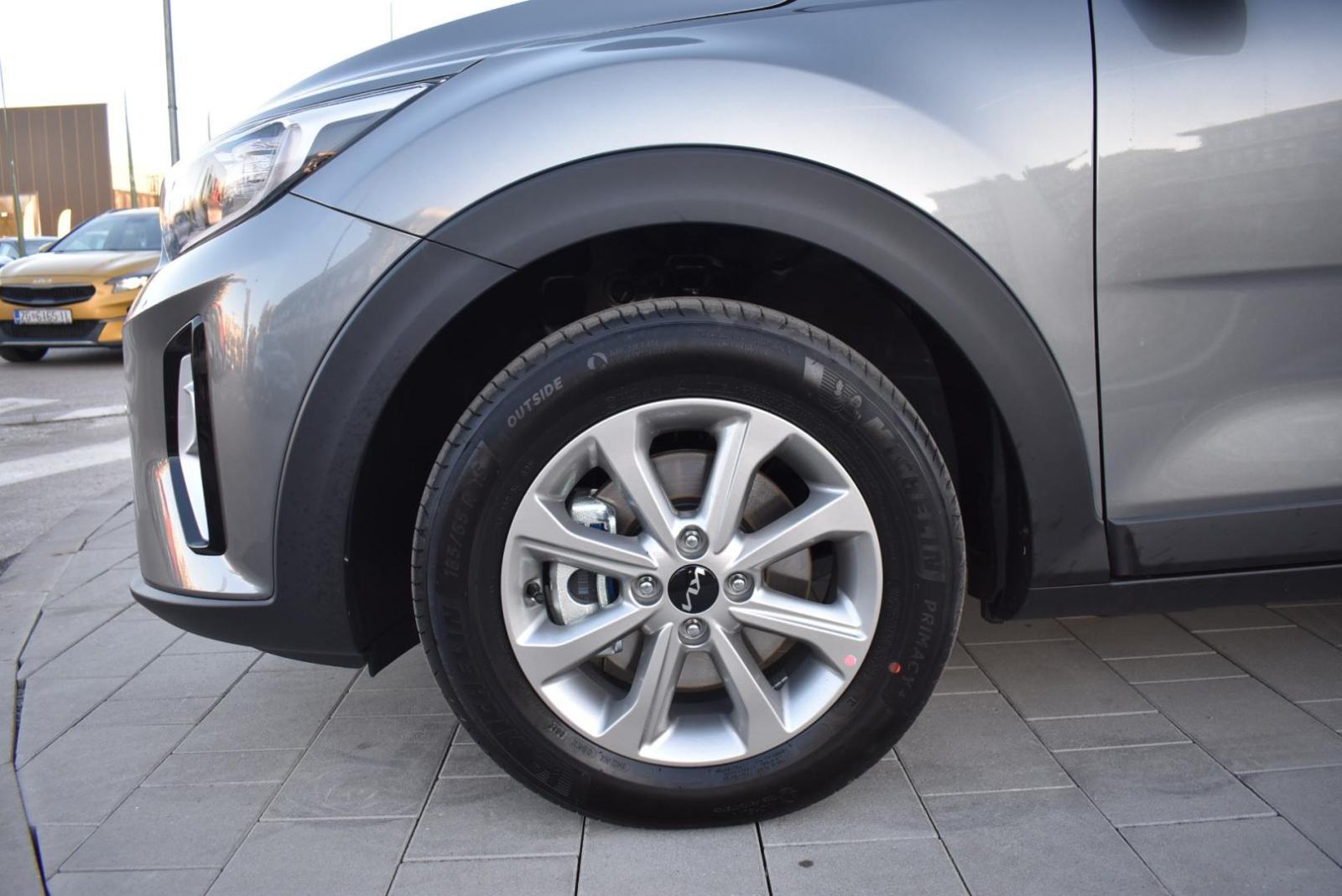 KIA Stonic 1,2 GAS LX URBAN+ M/T, NAVIGACIJA, STRAŽNJA KAMERA,TEMPOMAT, fotografija 14