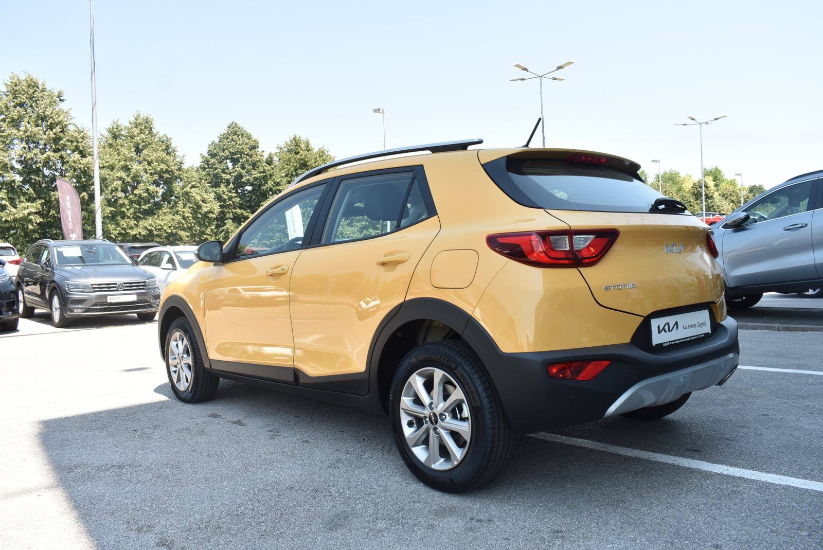 Kia Stonic 1.2 GAS LX Urban M/T, fotografija 10