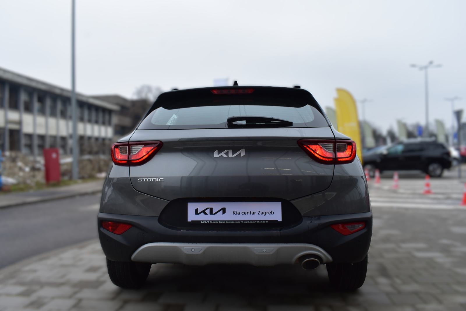 Kia Stonic 1,2 GAS LX URBAN+ M/T MRV, fotografija 6